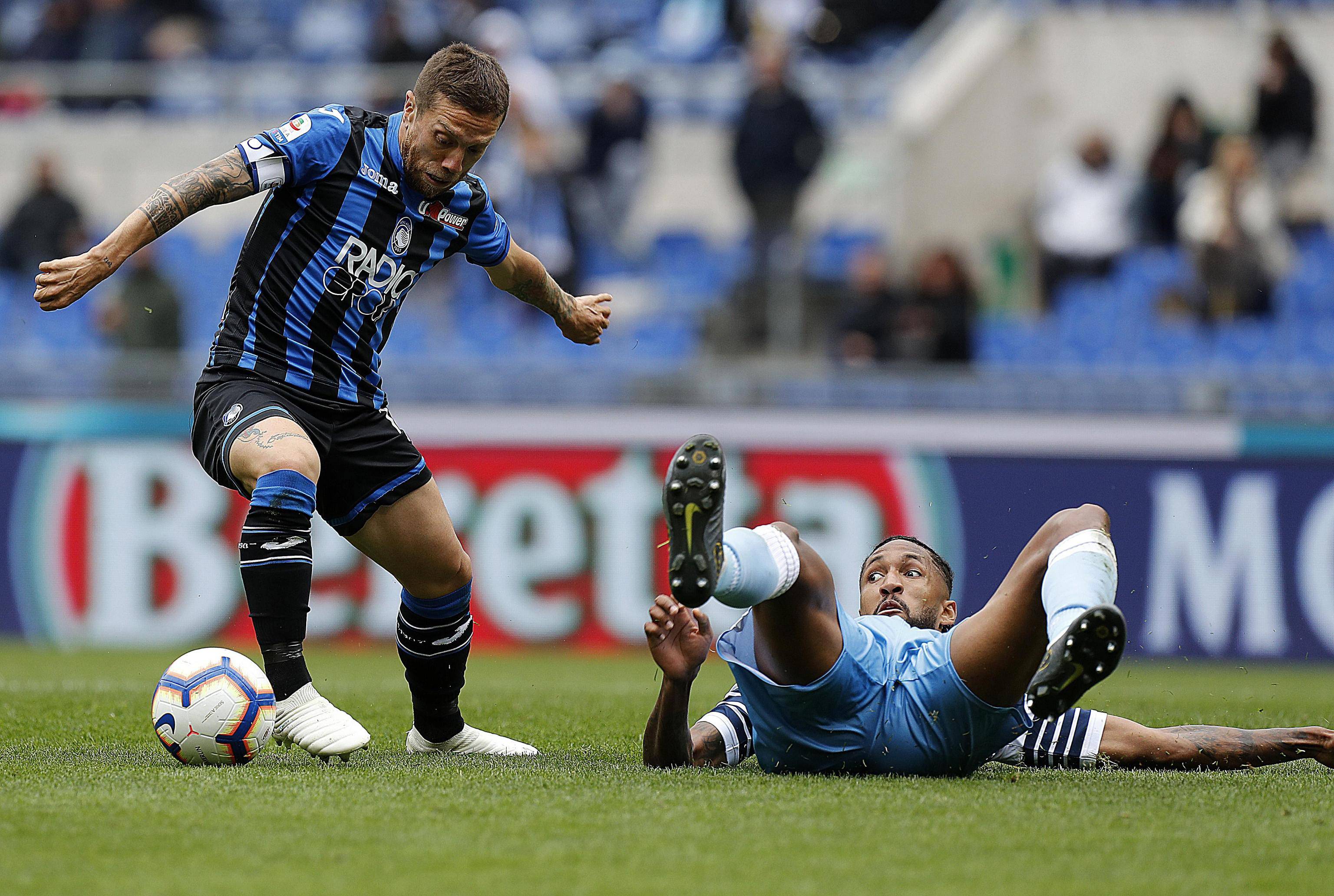 包含拉齐奥国际比赛日刷新队史纪录；志在法国杯名次提升；管理层满意；训练强度明显提升的词条