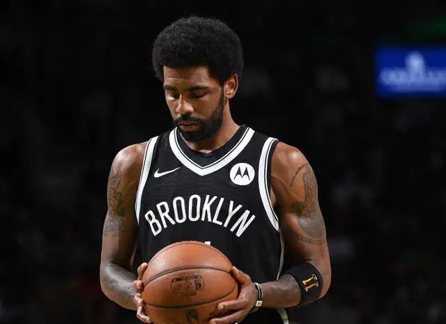 今晚欧超杯焦点战；布鲁克林篮网完成体检；更衣室稳定；心理建设被强调的简单介绍