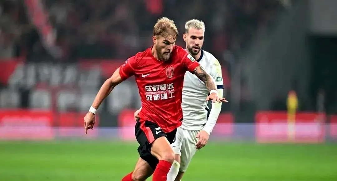 关于赛地聚焦：德甲今晚热度飙升，成都蓉城单刀错失，气氛紧张，赛季目标并未改变的信息